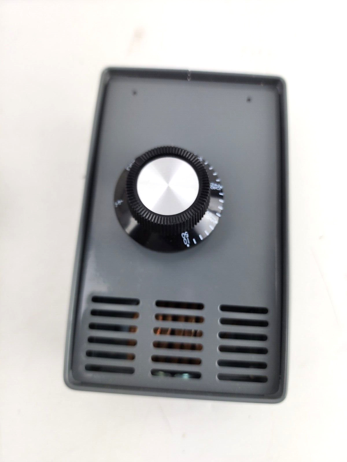 TPI Corporation Heater Stat Line Volt TW1512 Thermostat Surface Mount 2 Pole