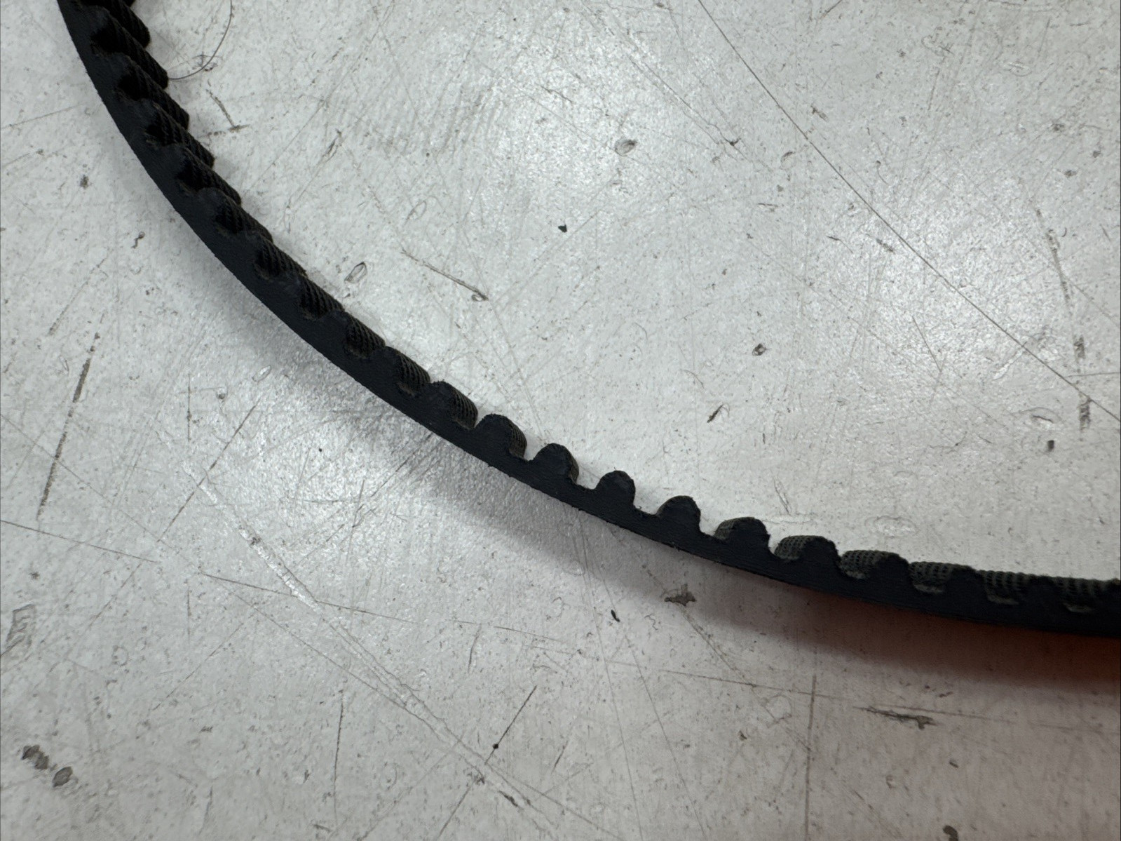 Bando Synchro-Link 665-5M-HT , 665-5M , 6655M Timing Belt