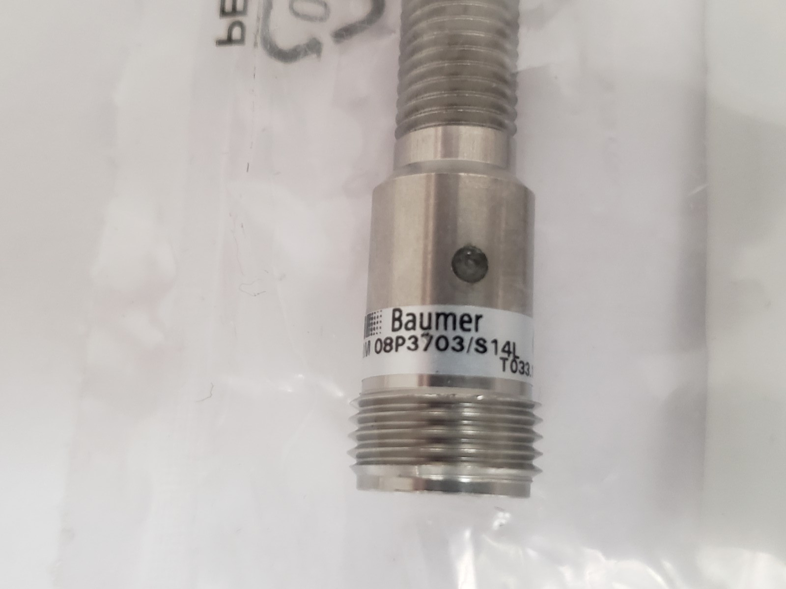 BAUMER IFRM 08P3703/S14L INDUCTIVE SENSOR 4 PIN NIB