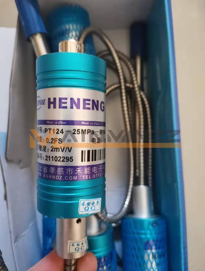 New 1PC High temperature melt pressure transmitter PT124-25MPa-M14*1.5