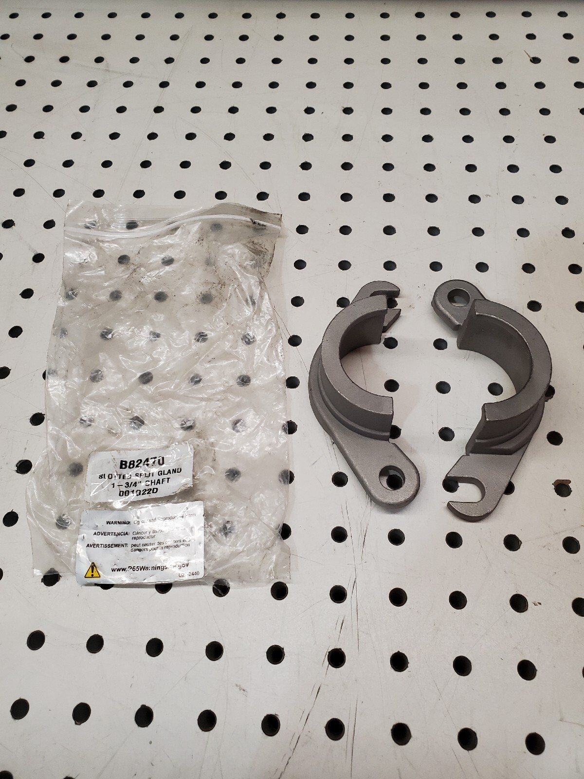 Berkeley Pump Part B82470 SLOTTED SPLIT GLAND 1 3/4″