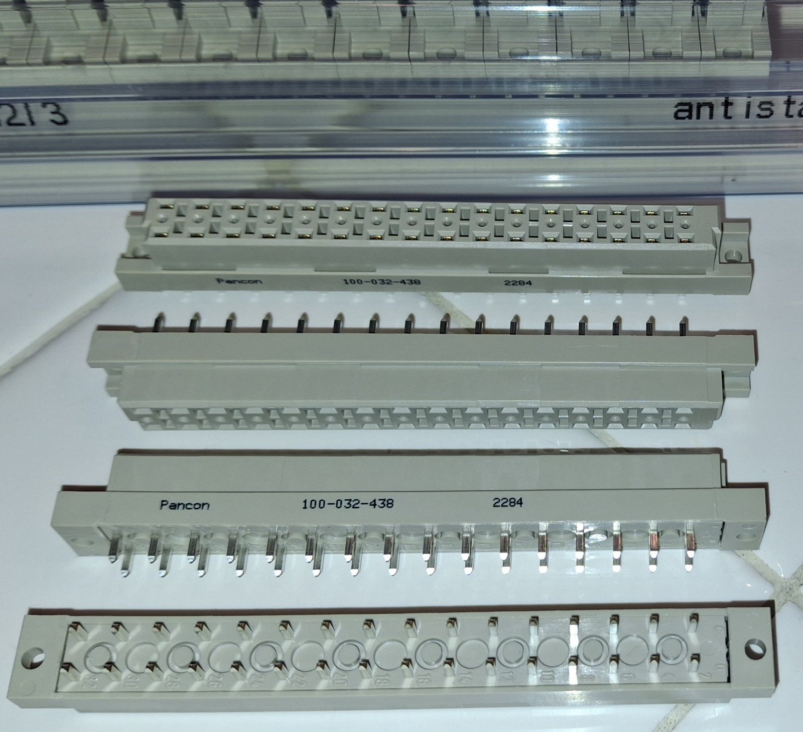25 Lot Qty Pcs Pancon 32 Contacts Female Connectors 100-032-438 Type D Straight