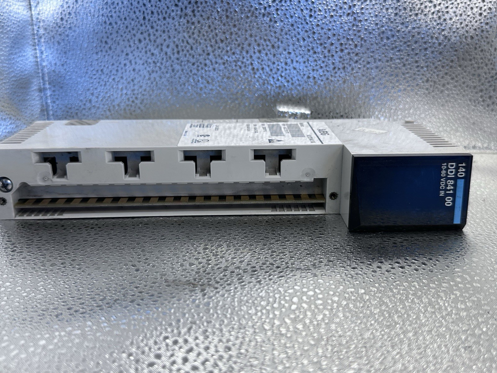 Schneider Modicon 140 DDI 841 00 Input Module 140DDI84100