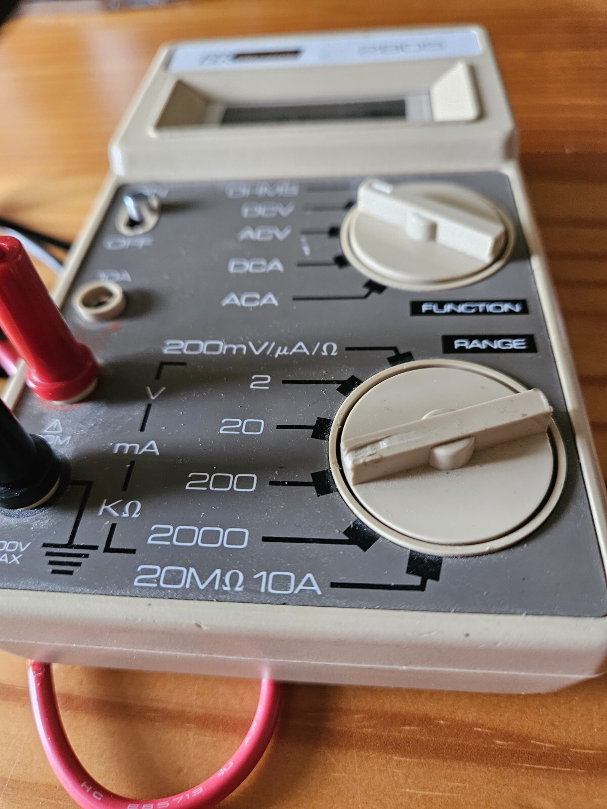 BK PRECISION 2805 DIGITAL MULTIMETER Tested Turns On VF9