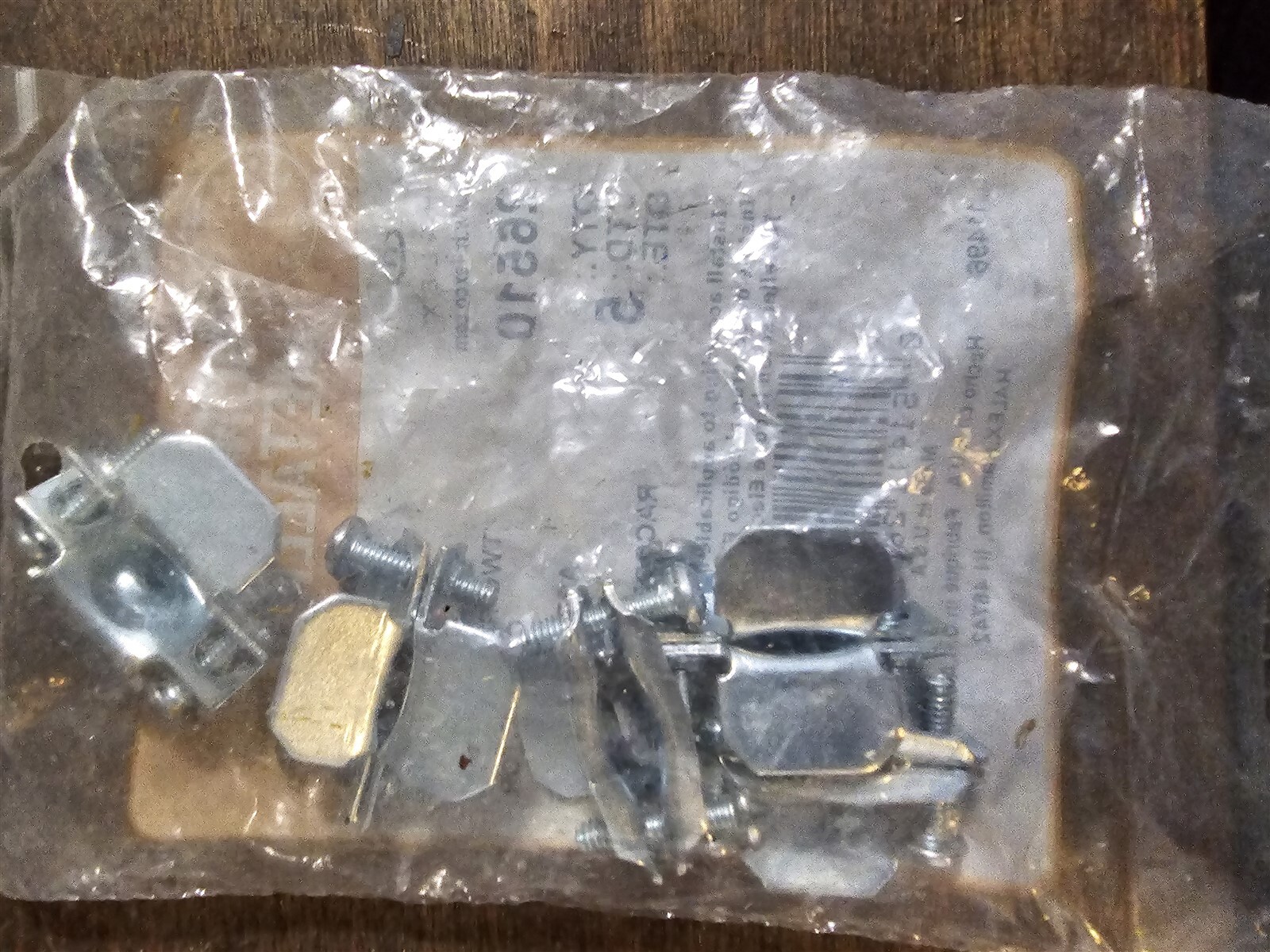 NEW Halex 26510 3/8″ Clamp Connectors, 5-Pack *FREE SHIPPING*