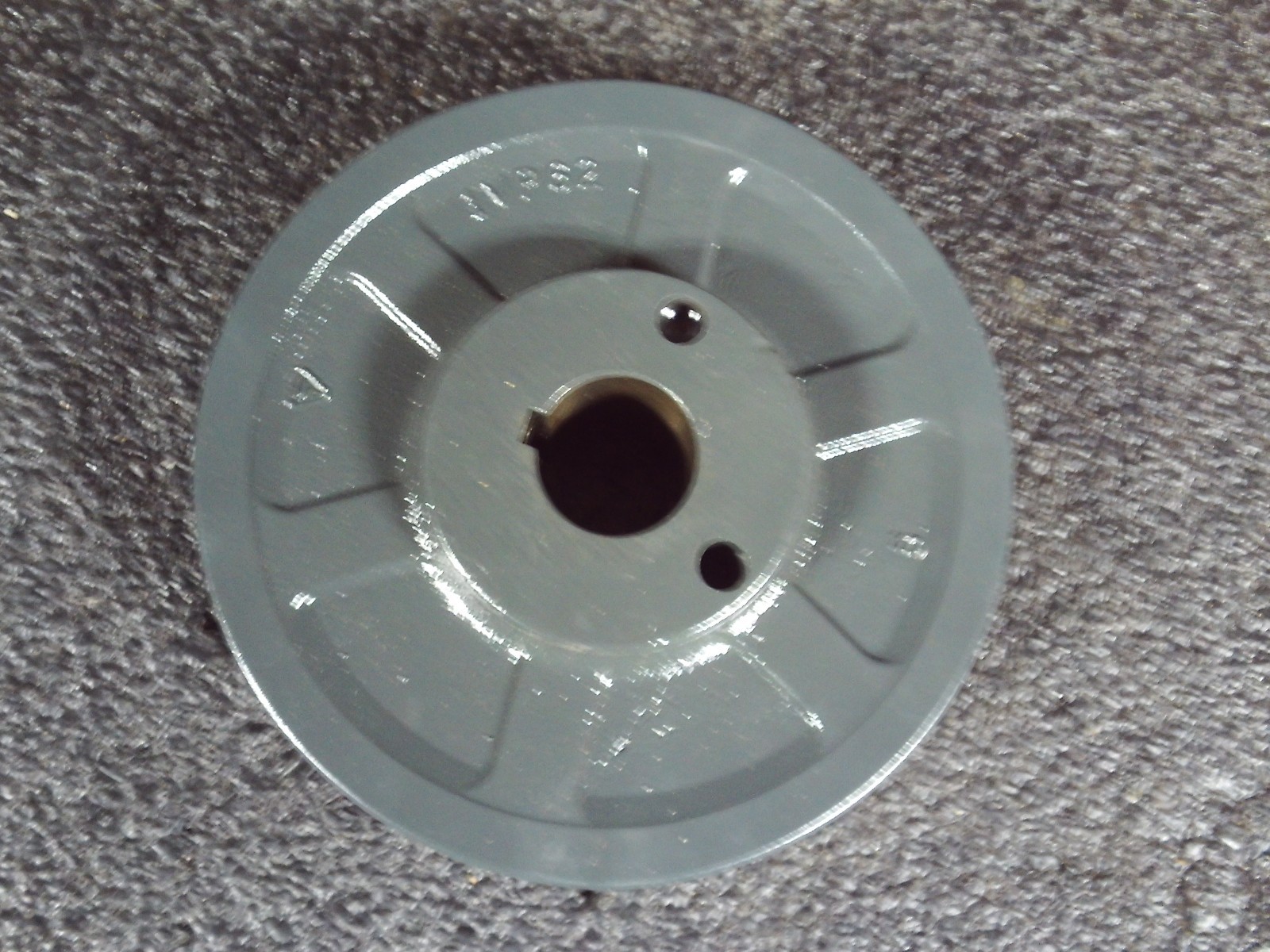 Browning V-Belt Pulley, 1-1/8″VrPitch, 5.95″OD, Iron, 3X947,(MG)