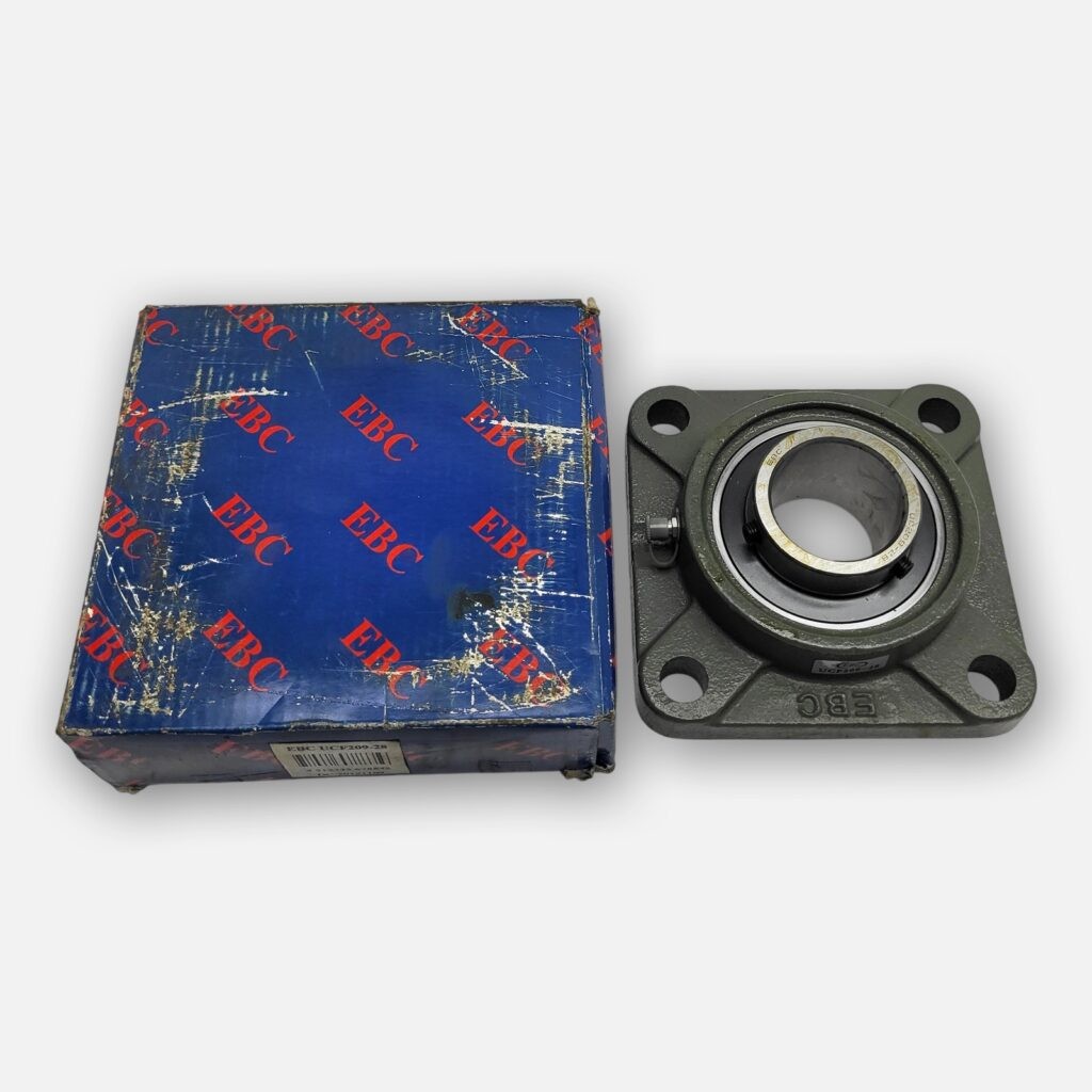 NEW EBC UCF209-28 FLANGE BEARING