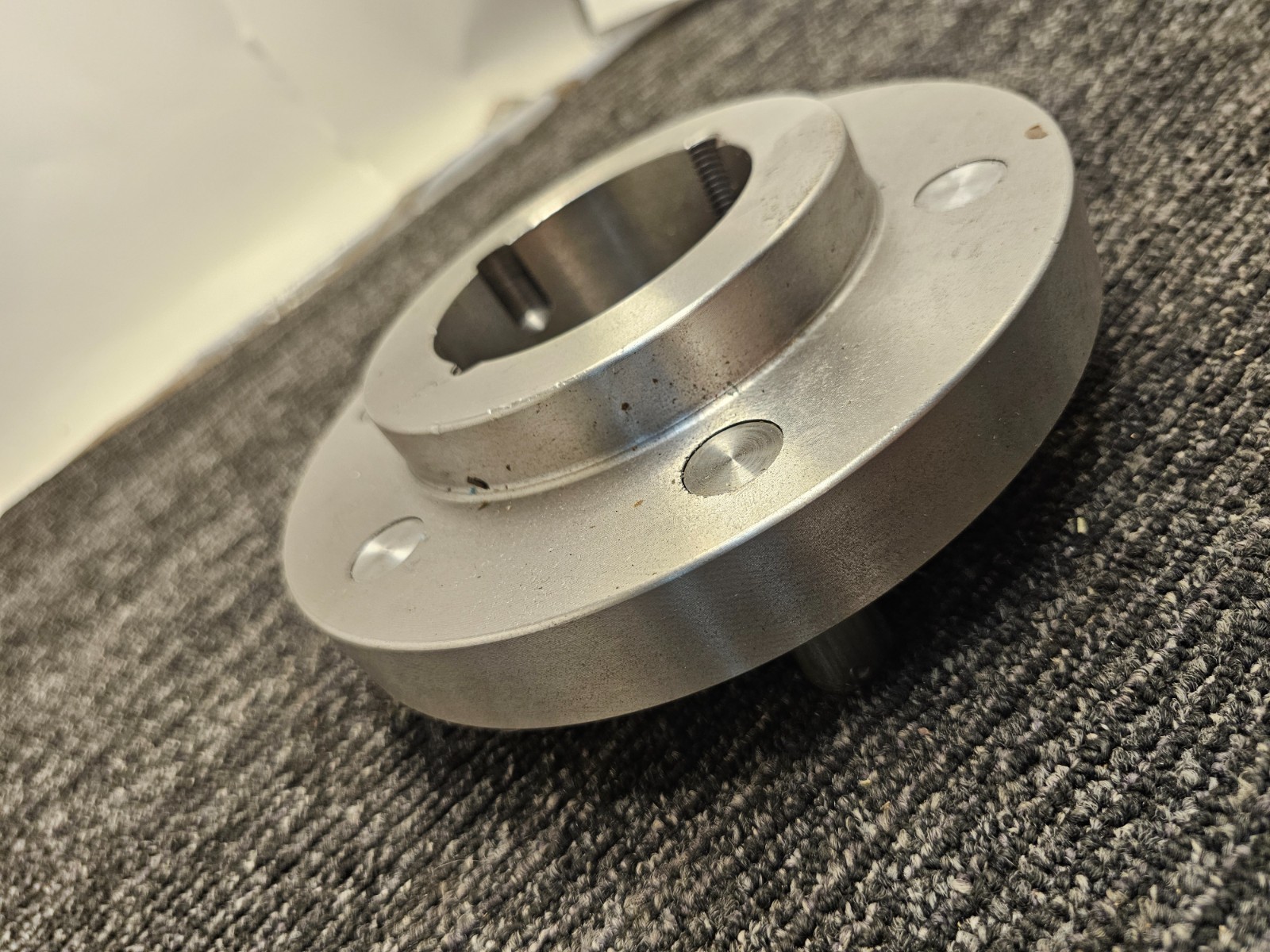 DODGE 8H 2517 POLY DISC FLANGE 3.25″ BORE 7-5/8″ Outer Diameter