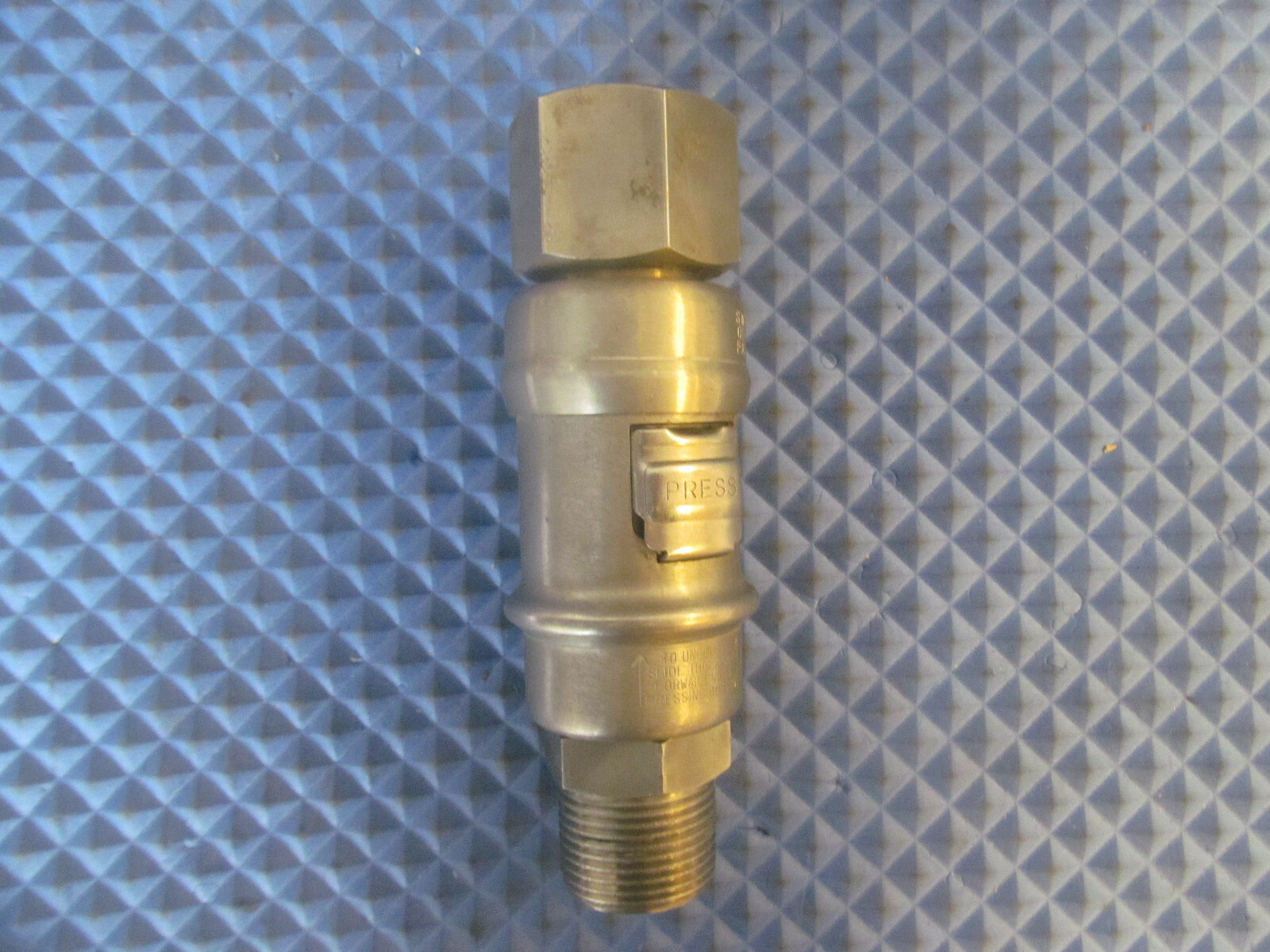 NOS Swagelok SS-QT8-B-16PF SS-QT8-D-16PM
