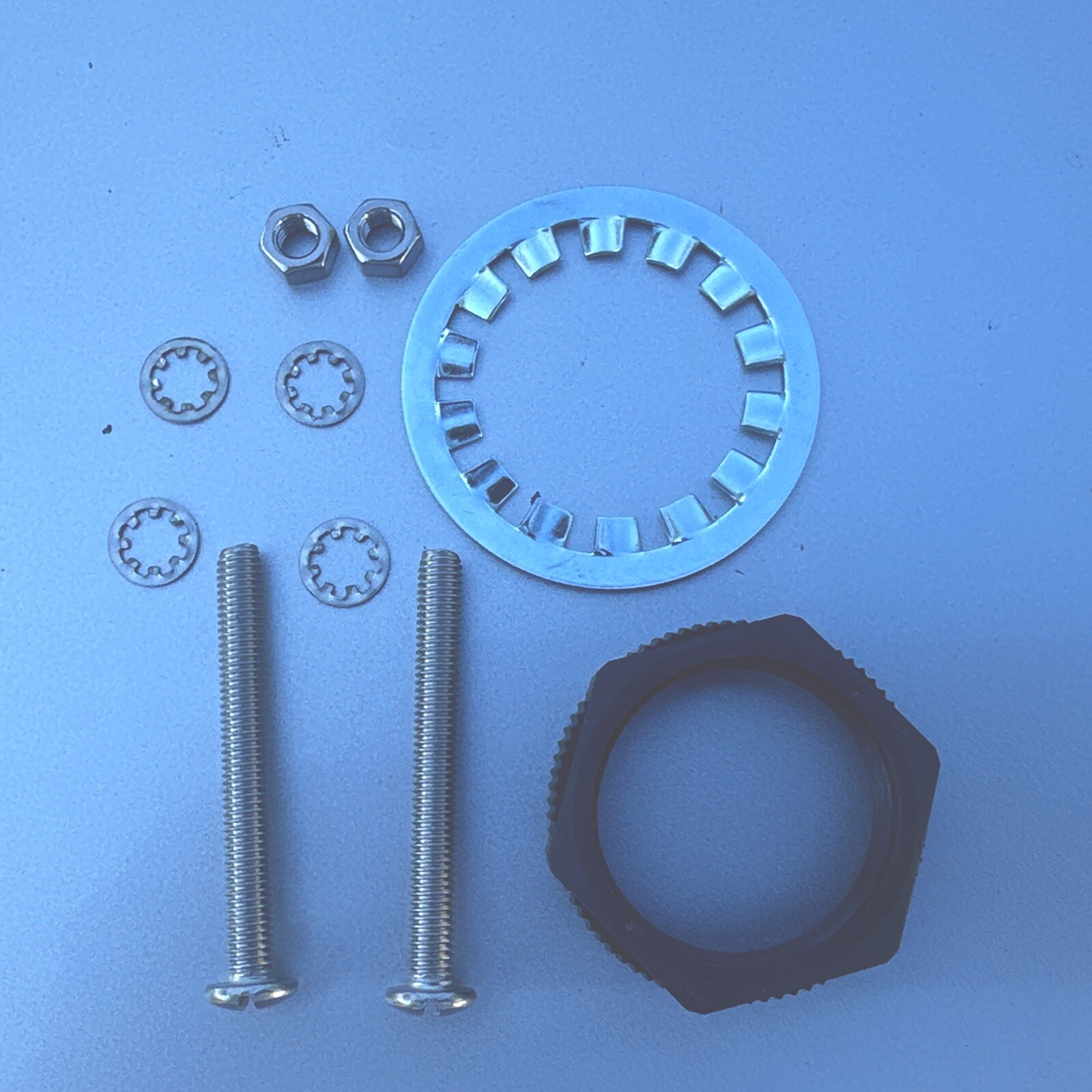 NEW BANNER ENGINEERING 09310 SCREW ASSEMBLY ACCESSORY KIT