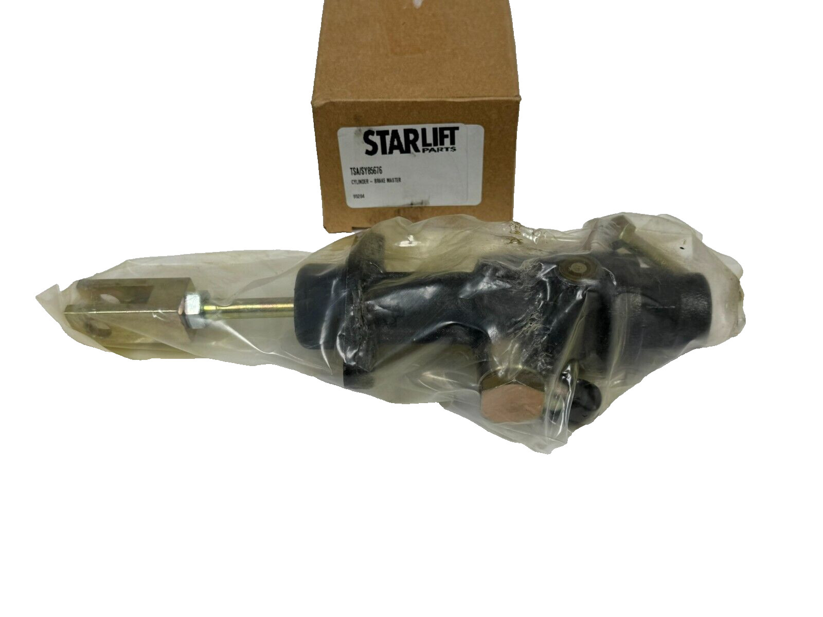 NEW STARLIFT PARTS TSA/SY85676 MASTER BRAKE CYLINDER SY85676
