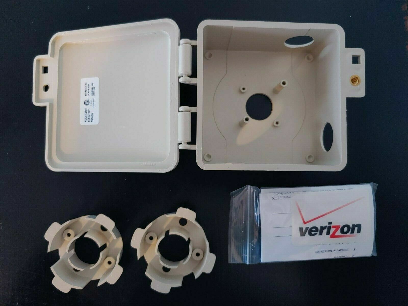 MULTILINK 072414, 5X5X2-INIV EXTERIOR FIBER OPTIC STORAGE NID, IVORY SLACK TRAY