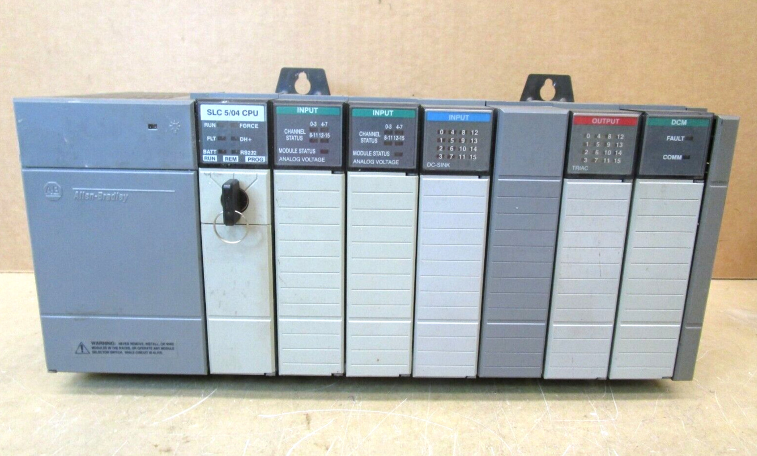 Allen-Bradley SLC500 5/04 1746-P2 1747-L541 1746-NI16V 47689HM