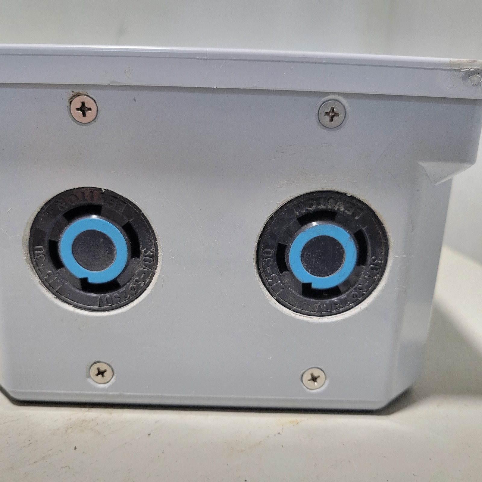 Cantex, Levitron Electrical Box w/ Plug/Connector, 30A, 3PH, 250V, L15-30