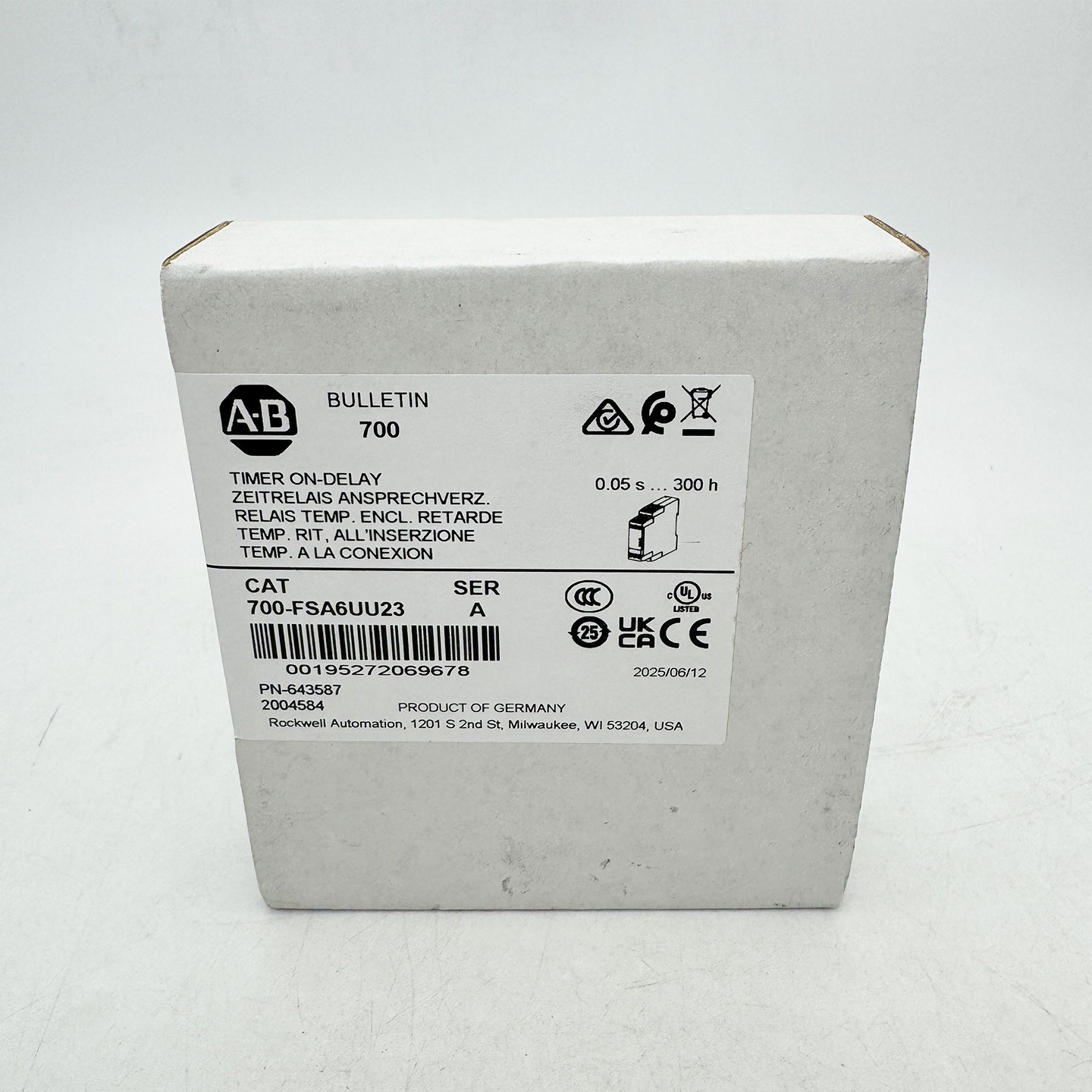 700-FSA6UU23 DIN Rail Mount Timing Relay, 22.5mm New Original 700FSA6UU23