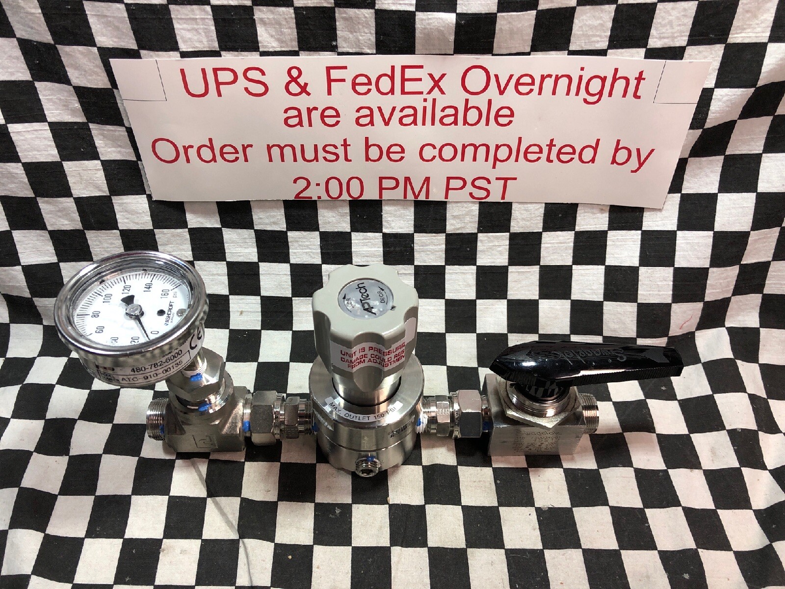APTECH Pressure Regulartor AK1215S4PL8800, SS-45S12, ATC-910-00135, 12ET12-316