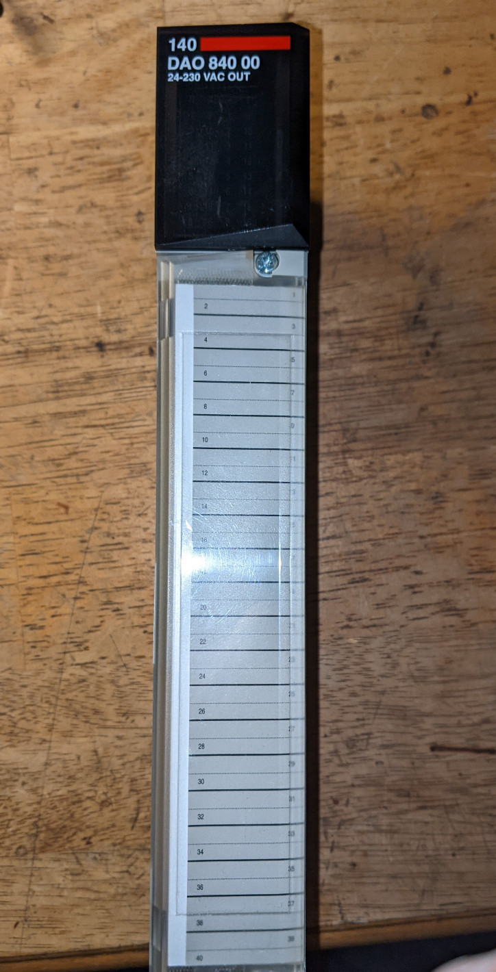Schneider Modicon Tsx Quantum Plc Module 140 DAO 840 00 140DAO84000 VAC OUT