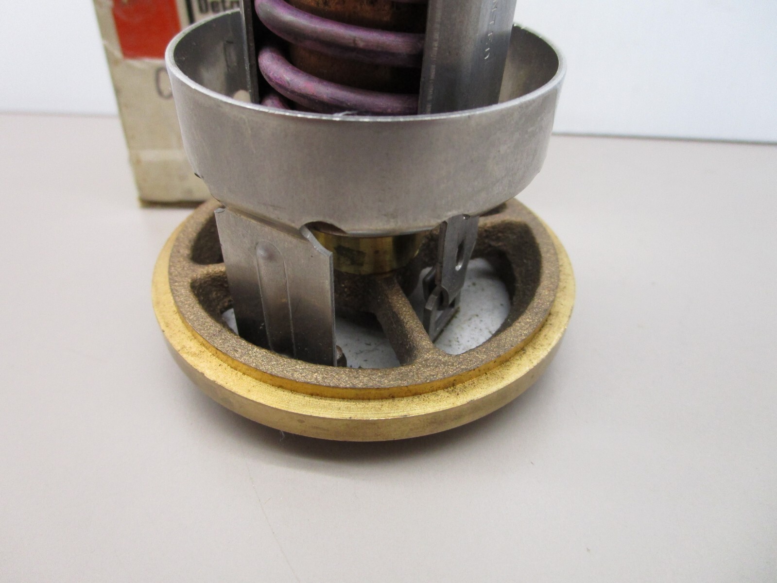Detroit Diesel 5133358 Thermostat Assembly 180° Delco 132-2