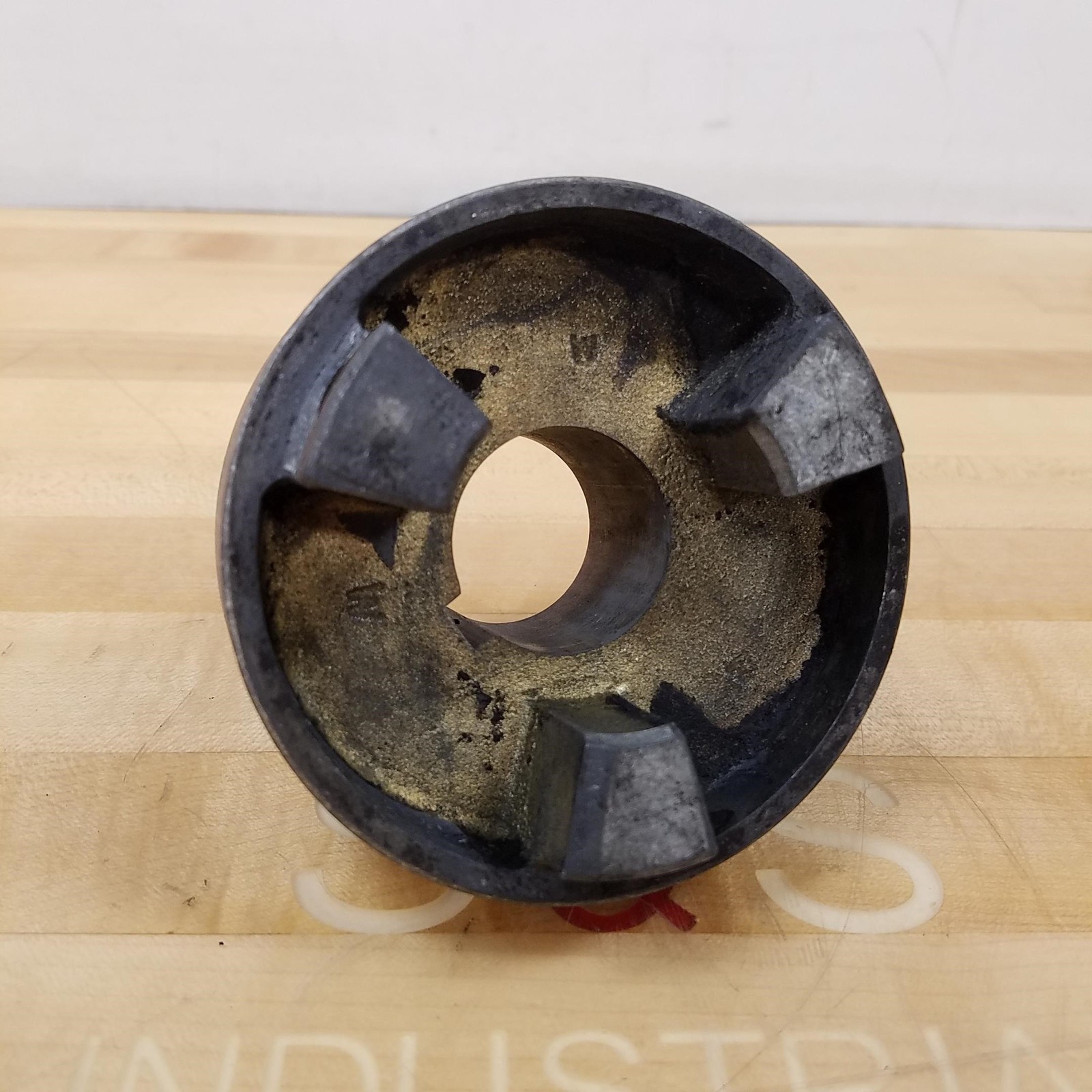 Magnaloy 400 Coupling Hub 1.35″ Bore – USED