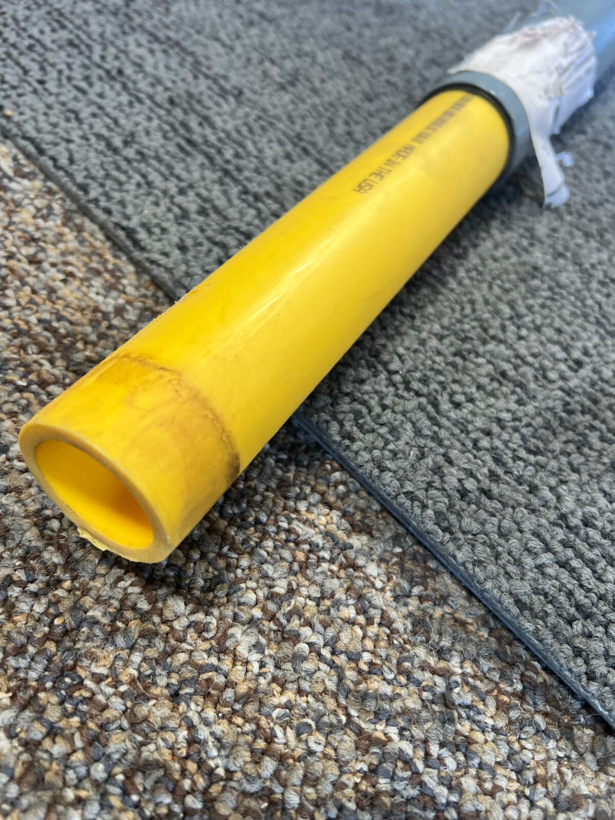 GF 360000140 Central Anodeless Riser PE2708 Pipe, 1.25 MNPT x IPS