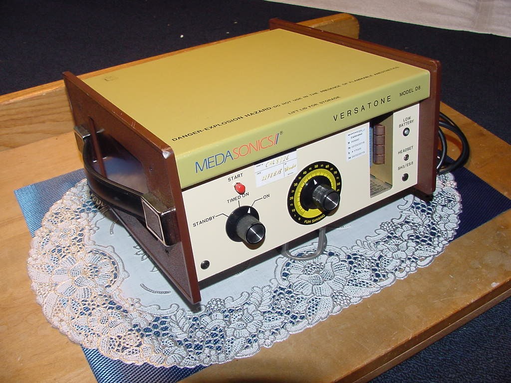 MedaSonics VersaTone Model D8, Clinical-Grade Doppler Ultrasound System, USED