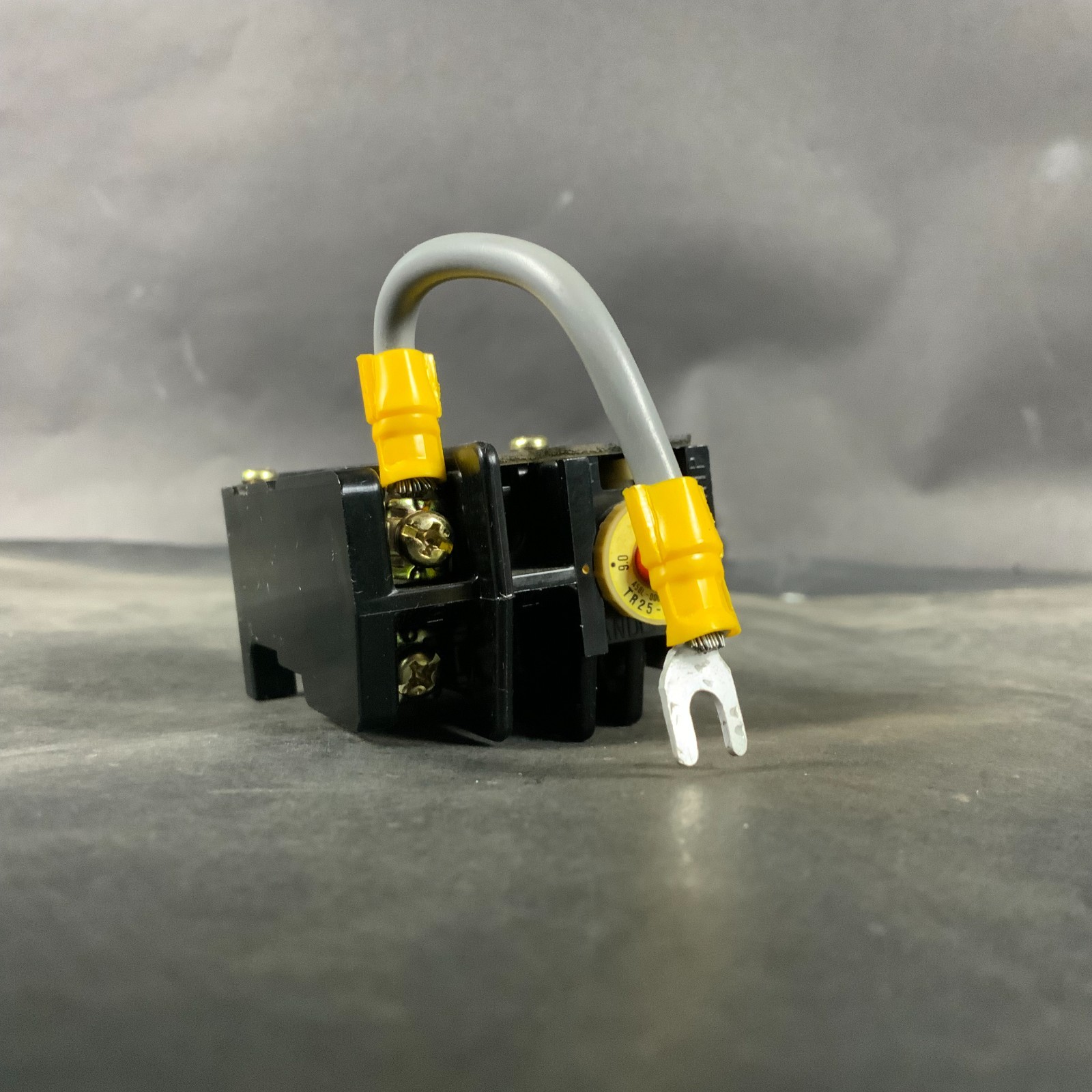 HITACHI TR25-FS1-6 OVERLOAD RELAY ($40 OBO)