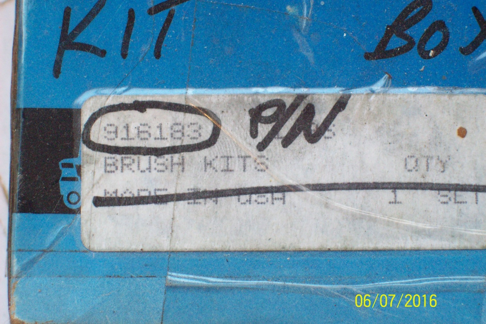NEW CATERPILLAR 916183 8-PIECE MOTOR BRUSH KIT FORKLIFT PARTS