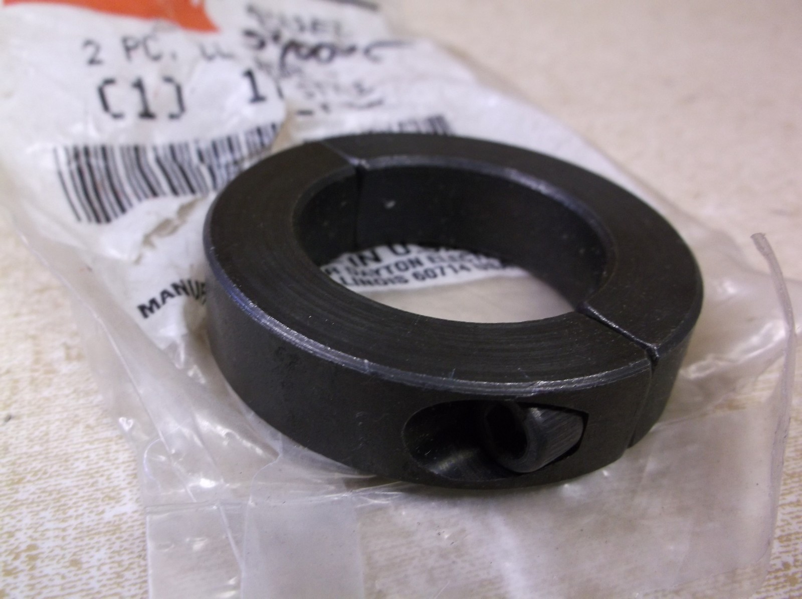 NEW Dayton 1L706 Shaft Collar 540025 1-1/2″ Bore 2 pc Clamp Style *FREE SHIP*