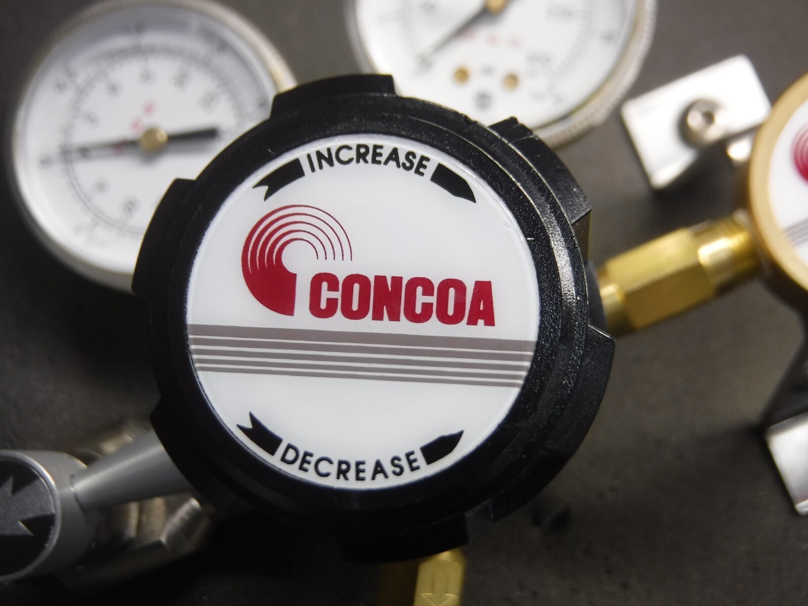 Concoa, Model 4121602-01-000M, Gas Regulator (Used)