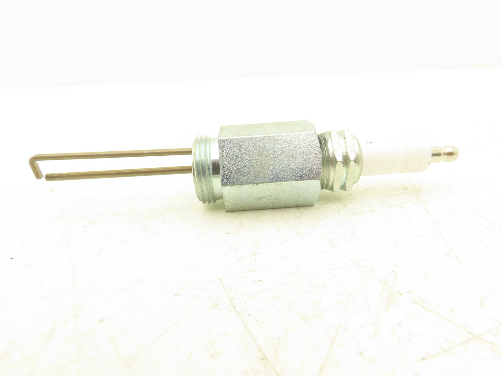 North American 4055-B Spark Ignitor Electrode 3/4″ NPT 2-3/4″ Length