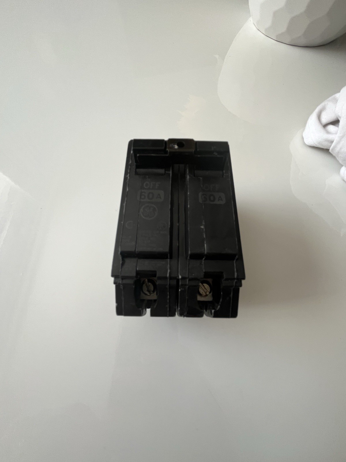 GE THQL2150 50 Amp 2 Pole Circuit Breaker 120/240V 50A RT-690