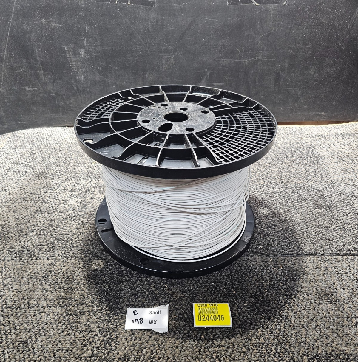 TE M22759/32-12 2000 ft.Tin Plated Copper, Cross Linked ETFE Jacketed Wire White