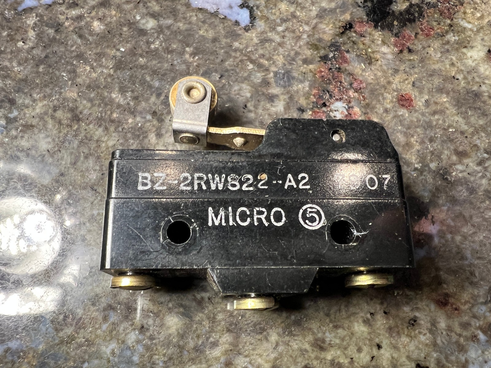 Micro Switch BZ-2RW822-A2 Honeywell Switch BZ2RW822A2 Roller Lever Limit Switch