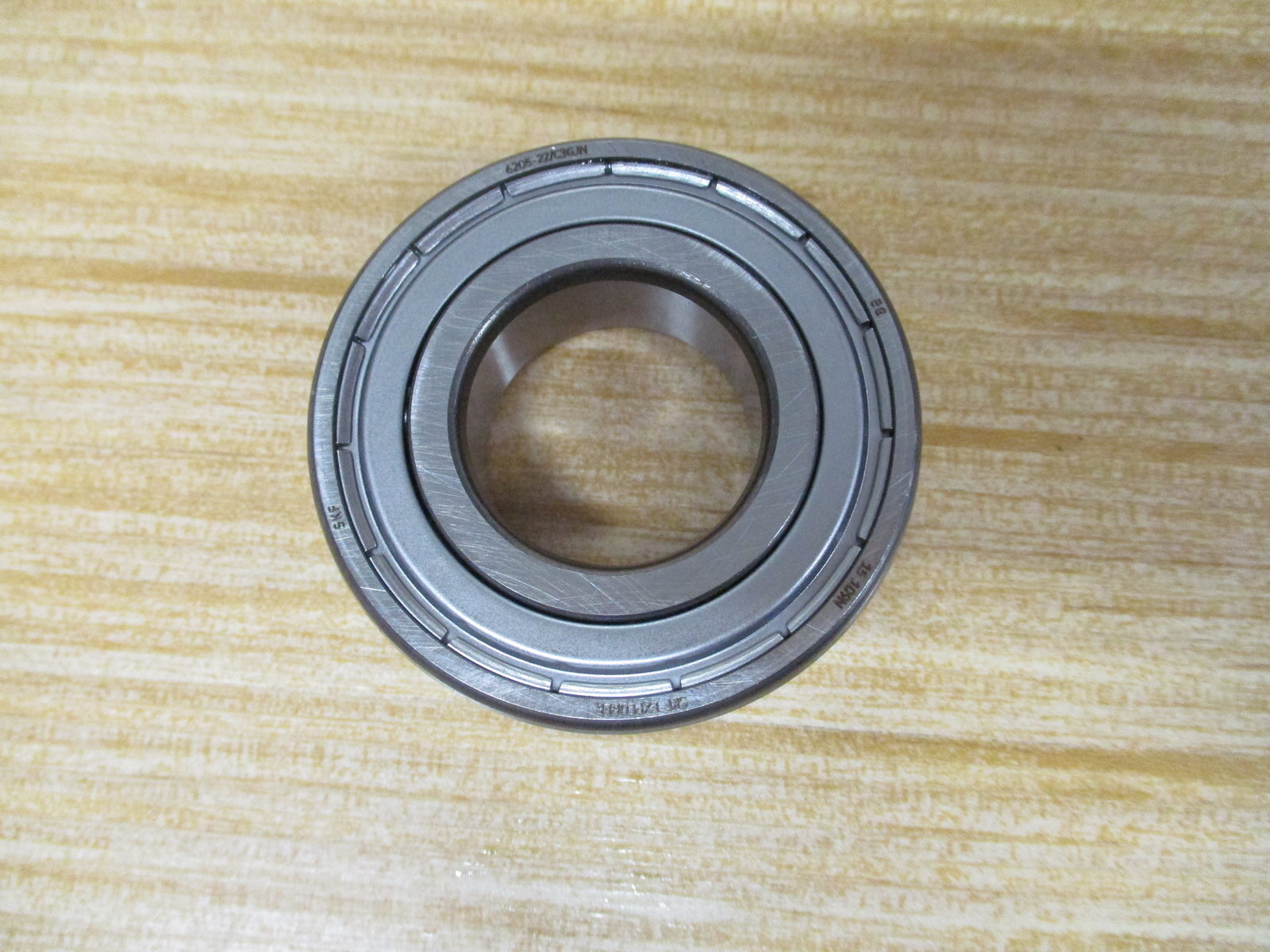 SKF 6205-2Z/C3GJN Ball Bearing 6205-2ZJEM