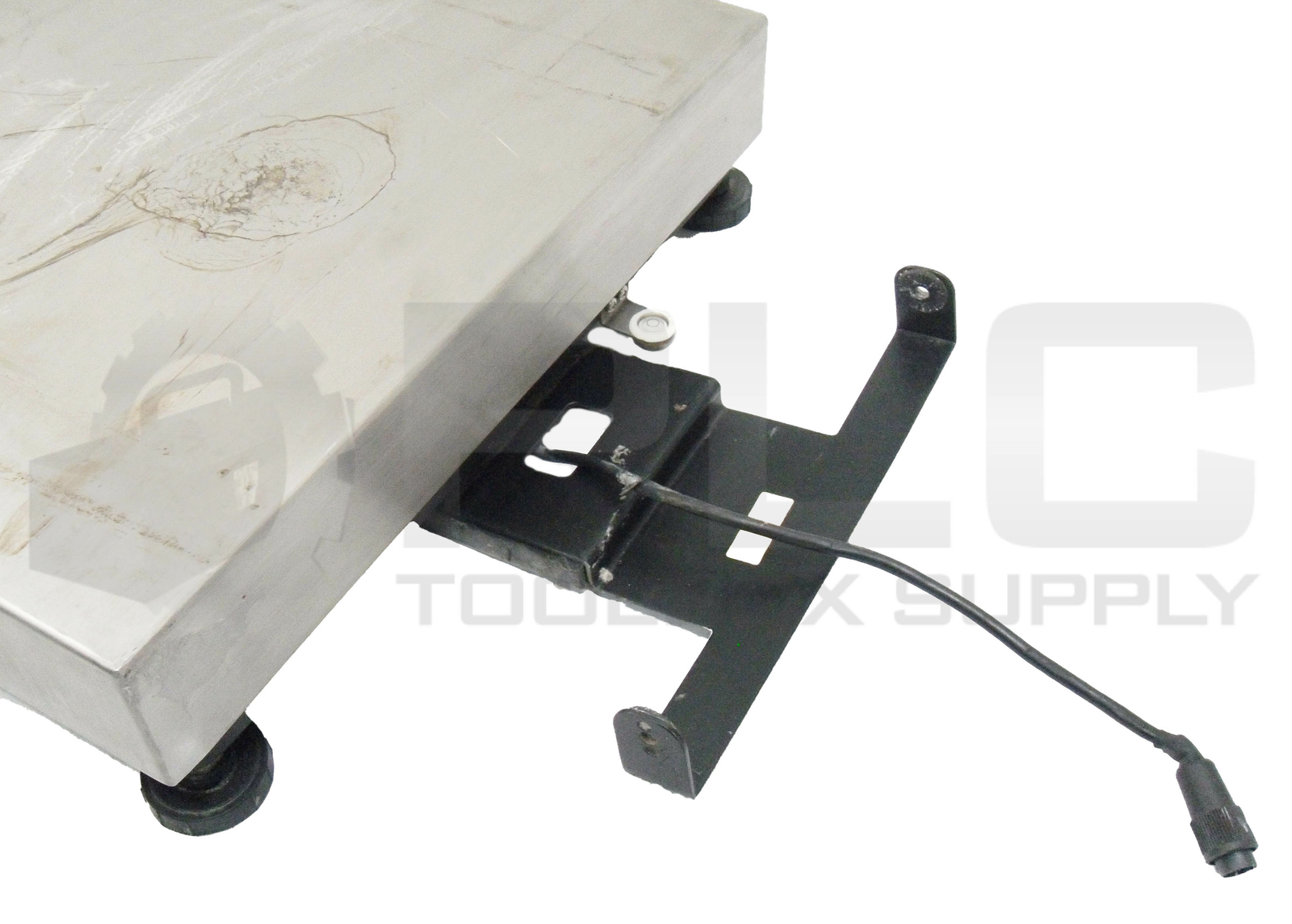 OHAUS CORP. D100QLUS DEFENDER SCALE BASE CAPACITY: 100KG/250LB 18″ x 18″ *READ*