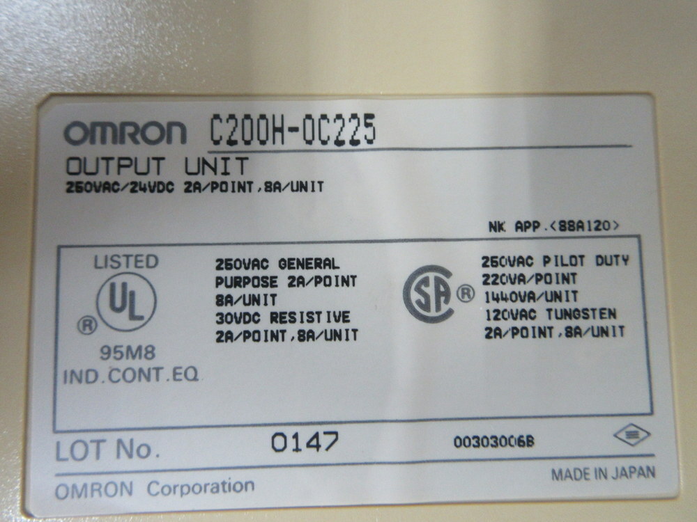 Omron C200H-0C225 Output Module C200H0C225 W/O Cover
