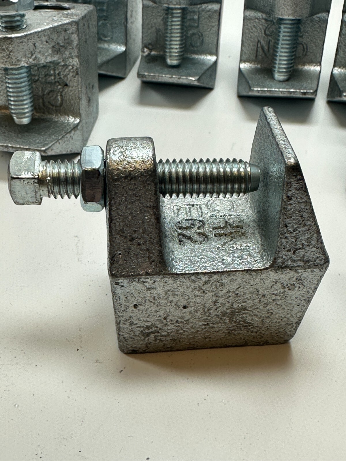 3/4″ CHN E62 3/4-10 Beam Clamps Electro Galvanized 7/8″ Opening (Lot of 12) NEW