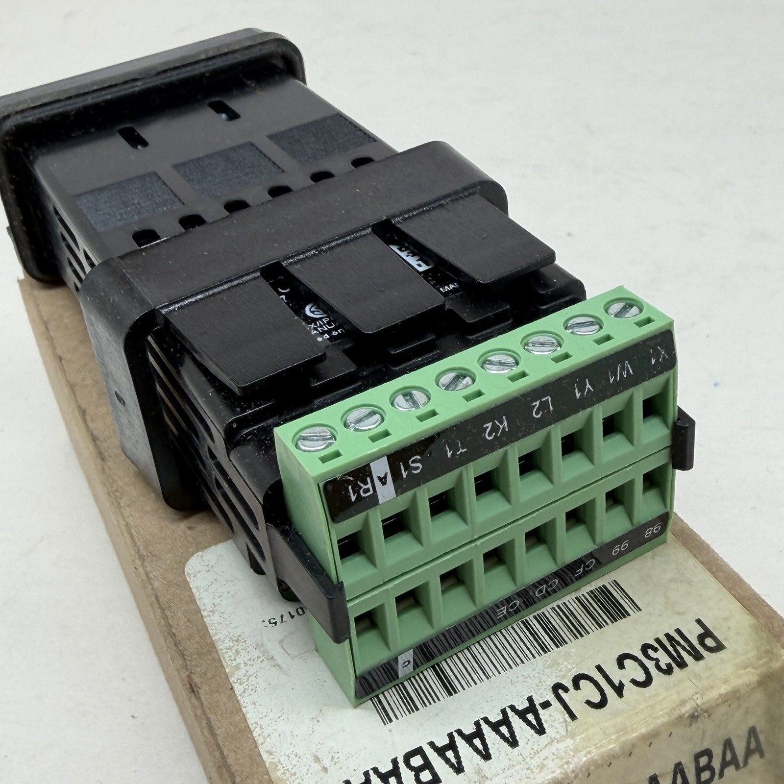 NEW WATLOW PM3C1CJ-AAAABAA PROCESS/ TEMPERATURE CONTROL 240V 50/60HZ