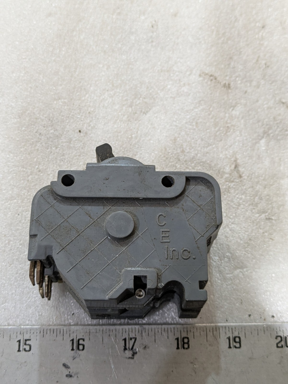 Federal Pacific UBIF240N Circuit Breaker 40A 120/240V 2-Pole Plug-In