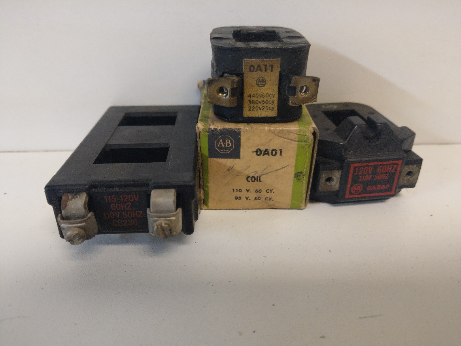 LOT OF (3) GUARANTEED GOOD USED! ASSORTED ALLEN-BRADLEY COILS CB236 0A86P 0A01