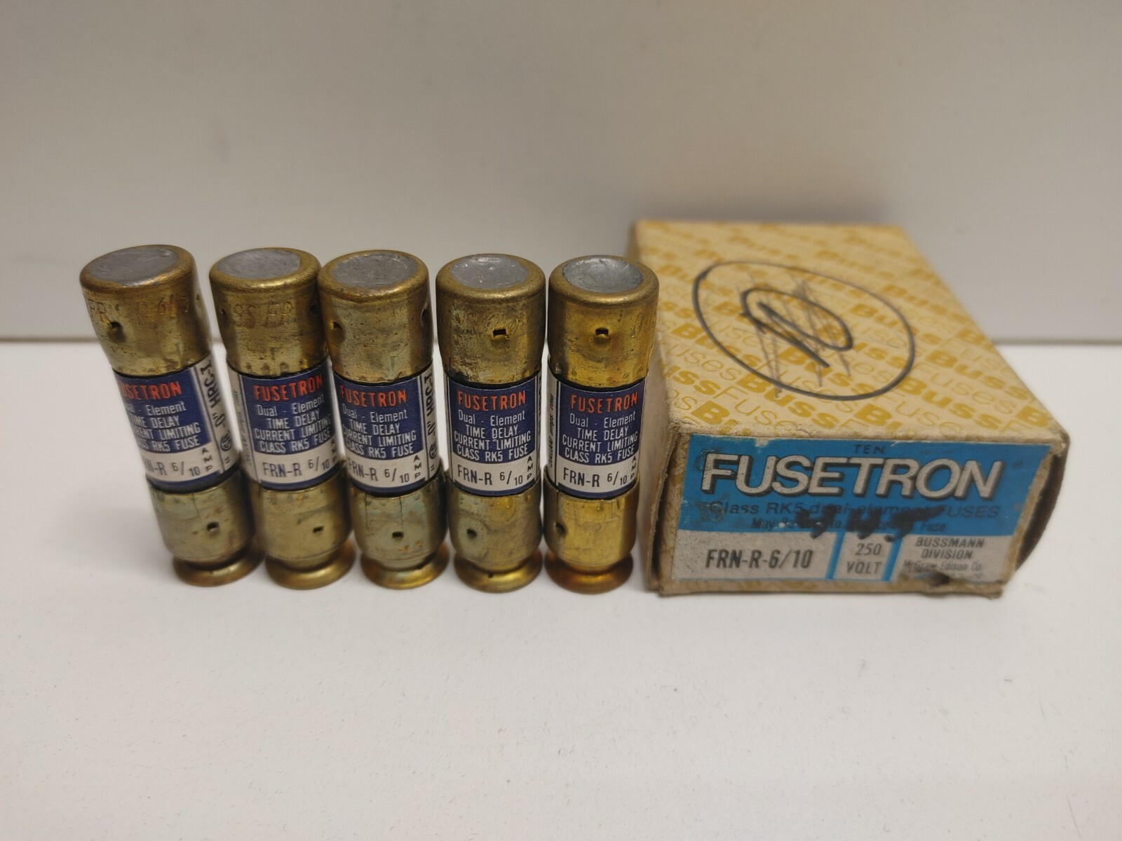 LOT OF 5 NEW OLD STOCK! BUSSMANN FUSETRON 6/10A 250V RK5 FUSES FRN-R-6/10