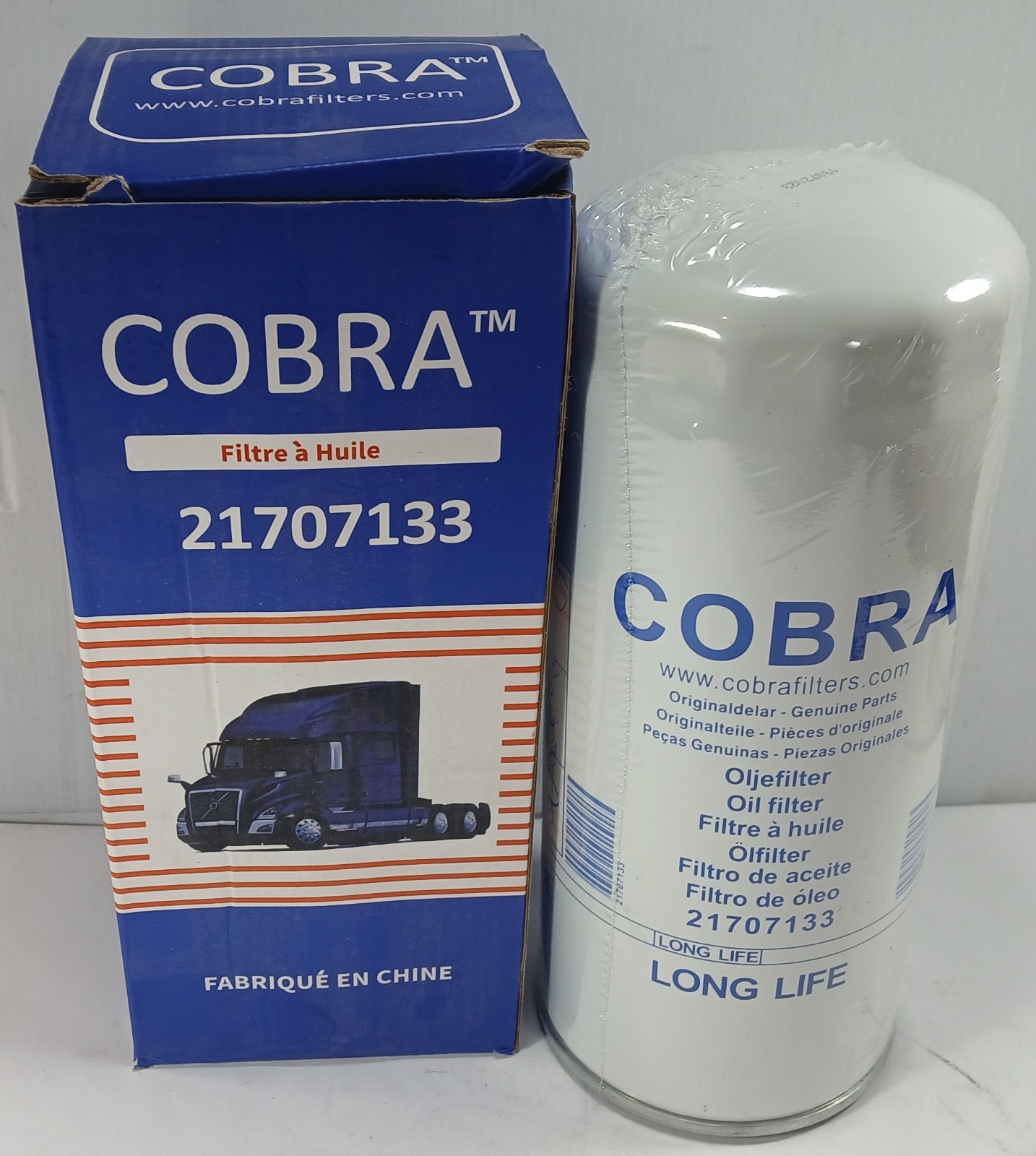 1 NEW COBRA 21707133 LF17503 VOLVO OIL FILTER NIB ***MAKE OFFER***