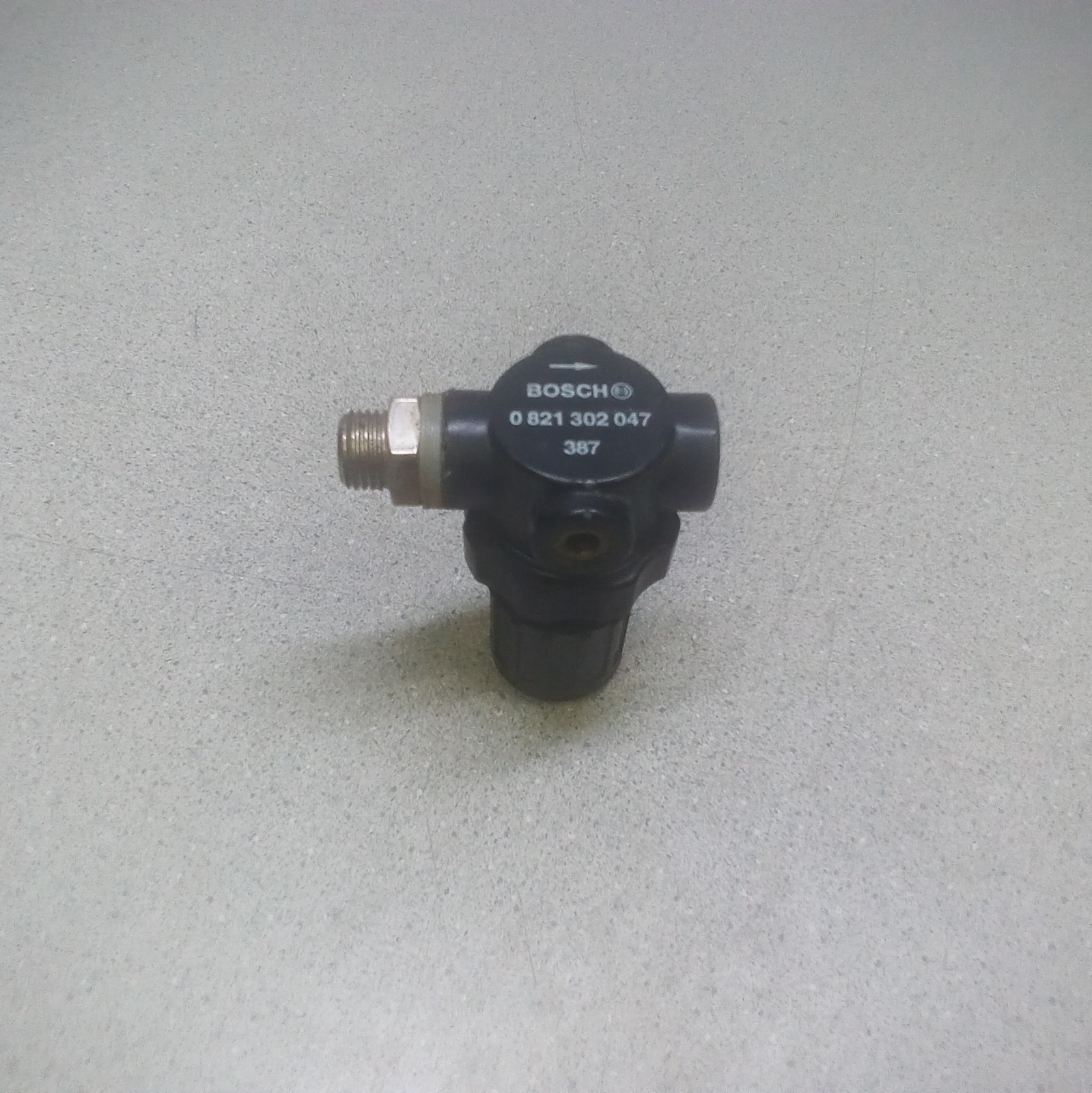 Bosch 0 821 302 047 Regulator