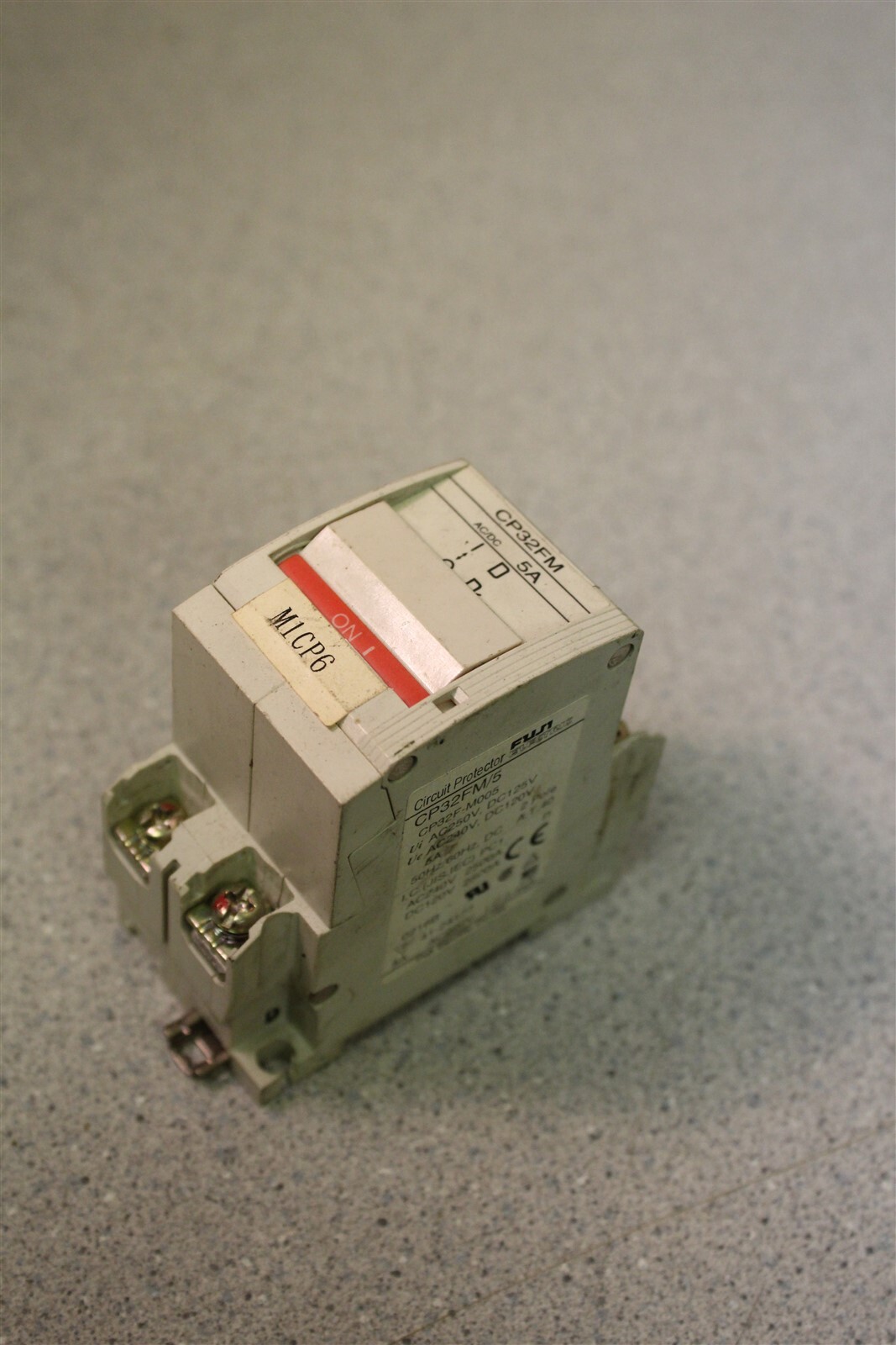 Fuji CP32FM/5 5 Amp Circuit Protector *FREE SHIPPING*