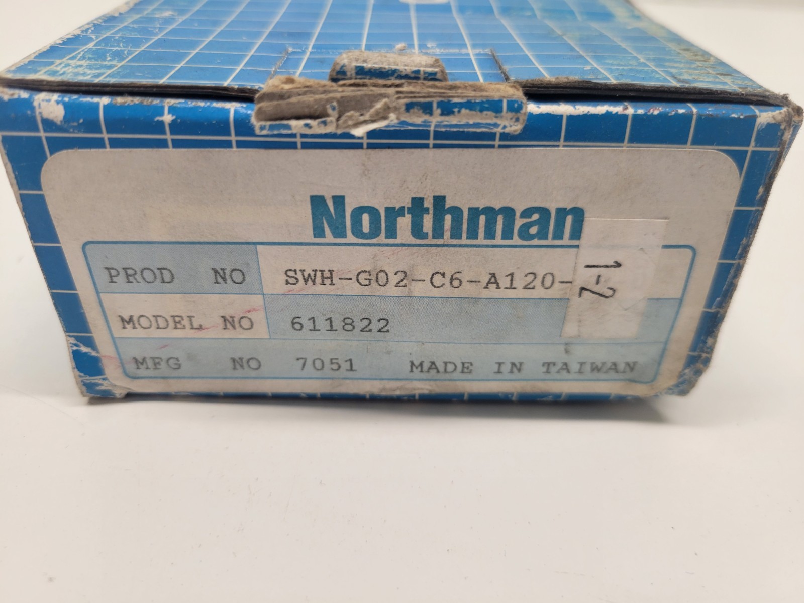 NEW OLD STOCK! NORTHMAN SOLENOID DIRECTIONAL CONTROL VALVE SWH-G02-C6-A120-10