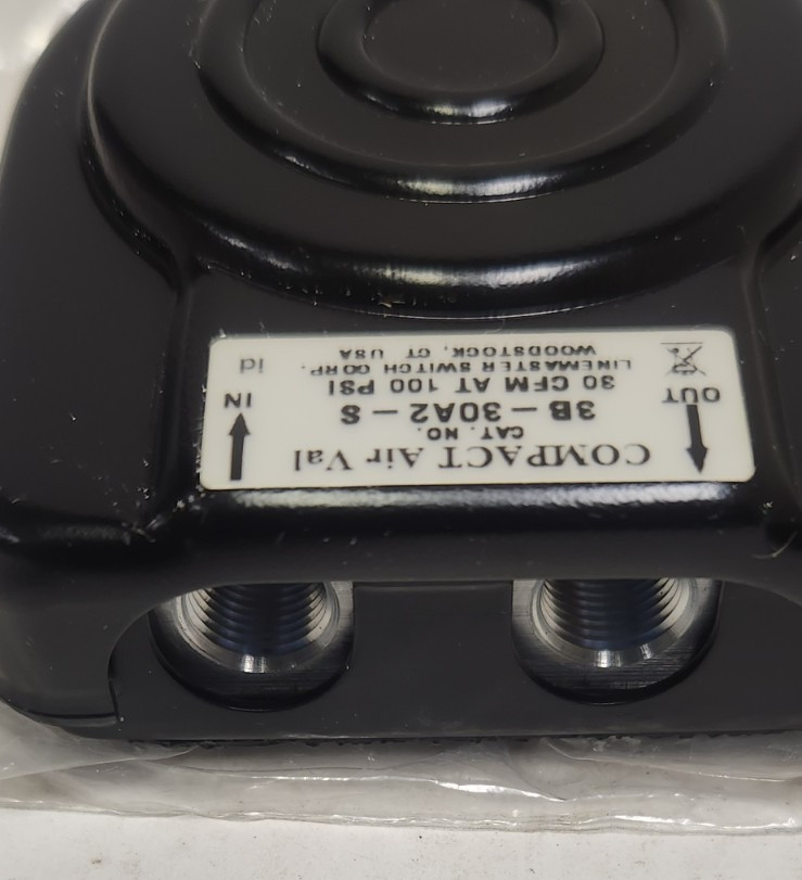 LINEMASTER PNEUMATIC SWITCH 3B-30A2-S (NEW)