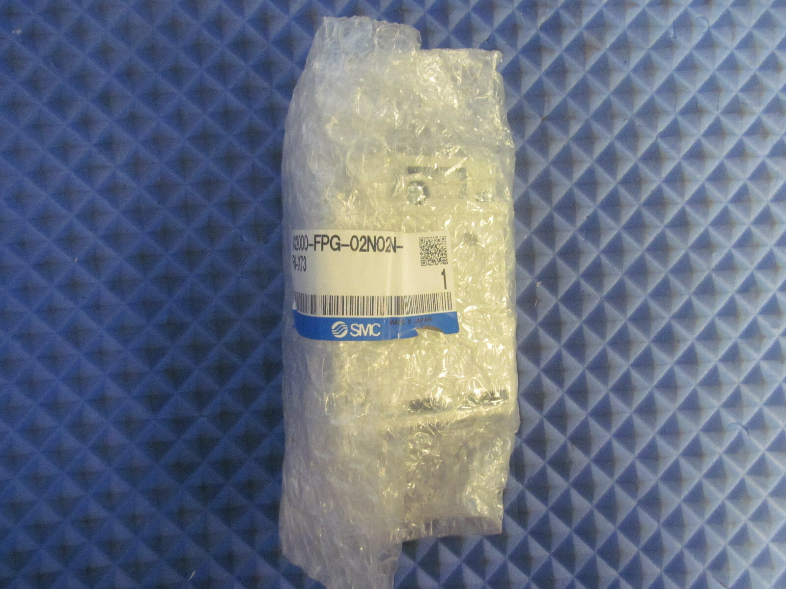 NOS SMC Subplate Valve VQ2000-FPG-02N02N-FN-X73 VQ2000-FPG