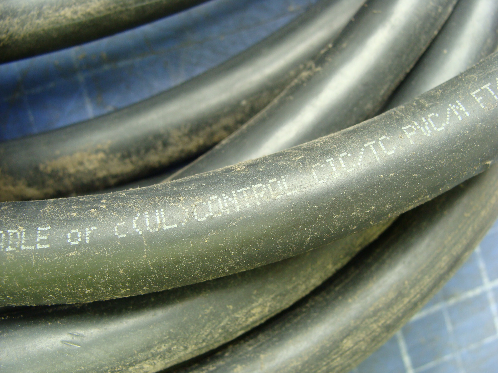 LAPP KABAL STUTTGART OLFLEX TRAY II 221004 10 AWG 600V CABLE 20 FEET LONG
