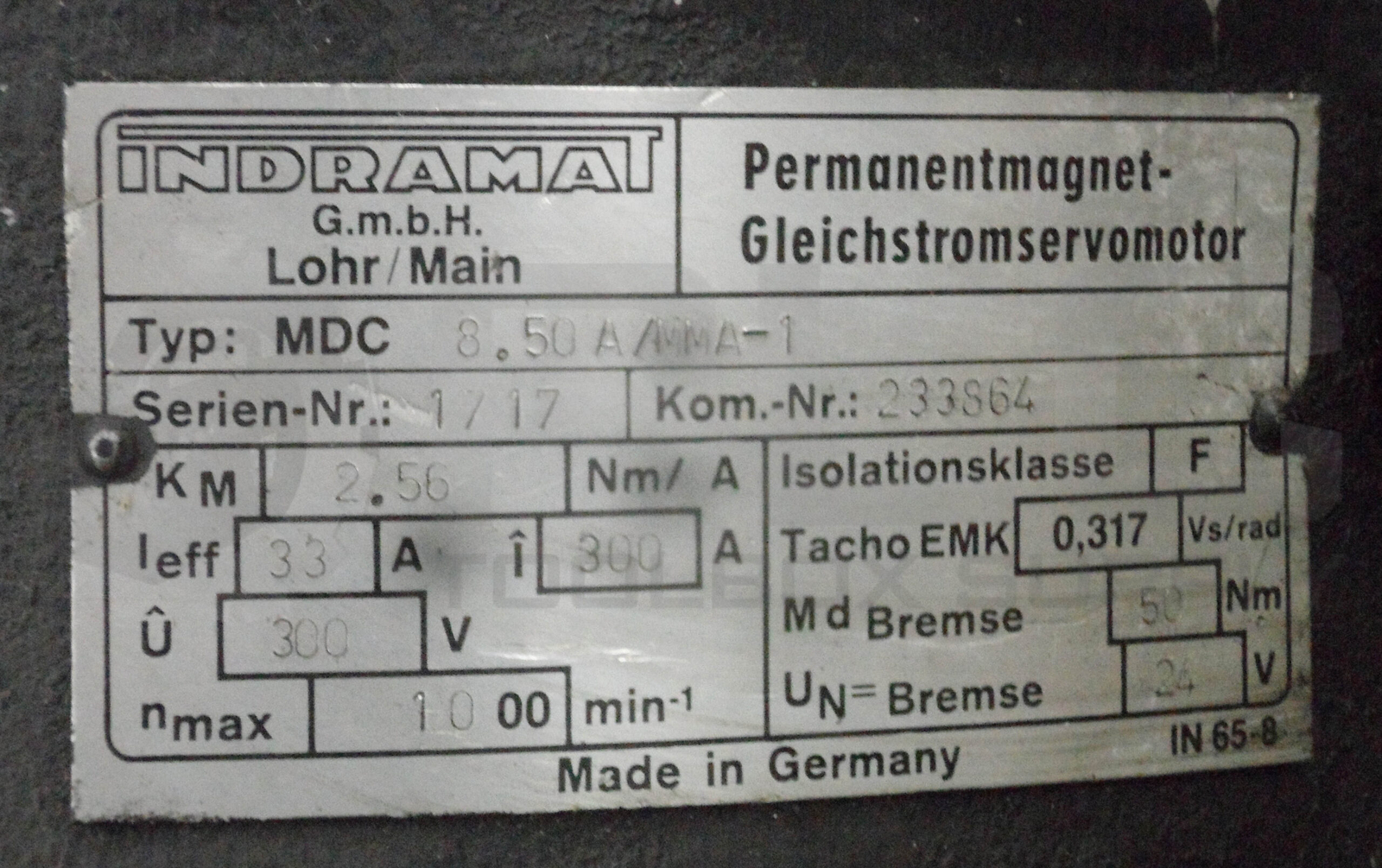 INDRAMAT MDC8.50A/MMA-1 SERVO MOTOR 2.56NM/A 33/300A 300V 233864 W/ 50NM 24V