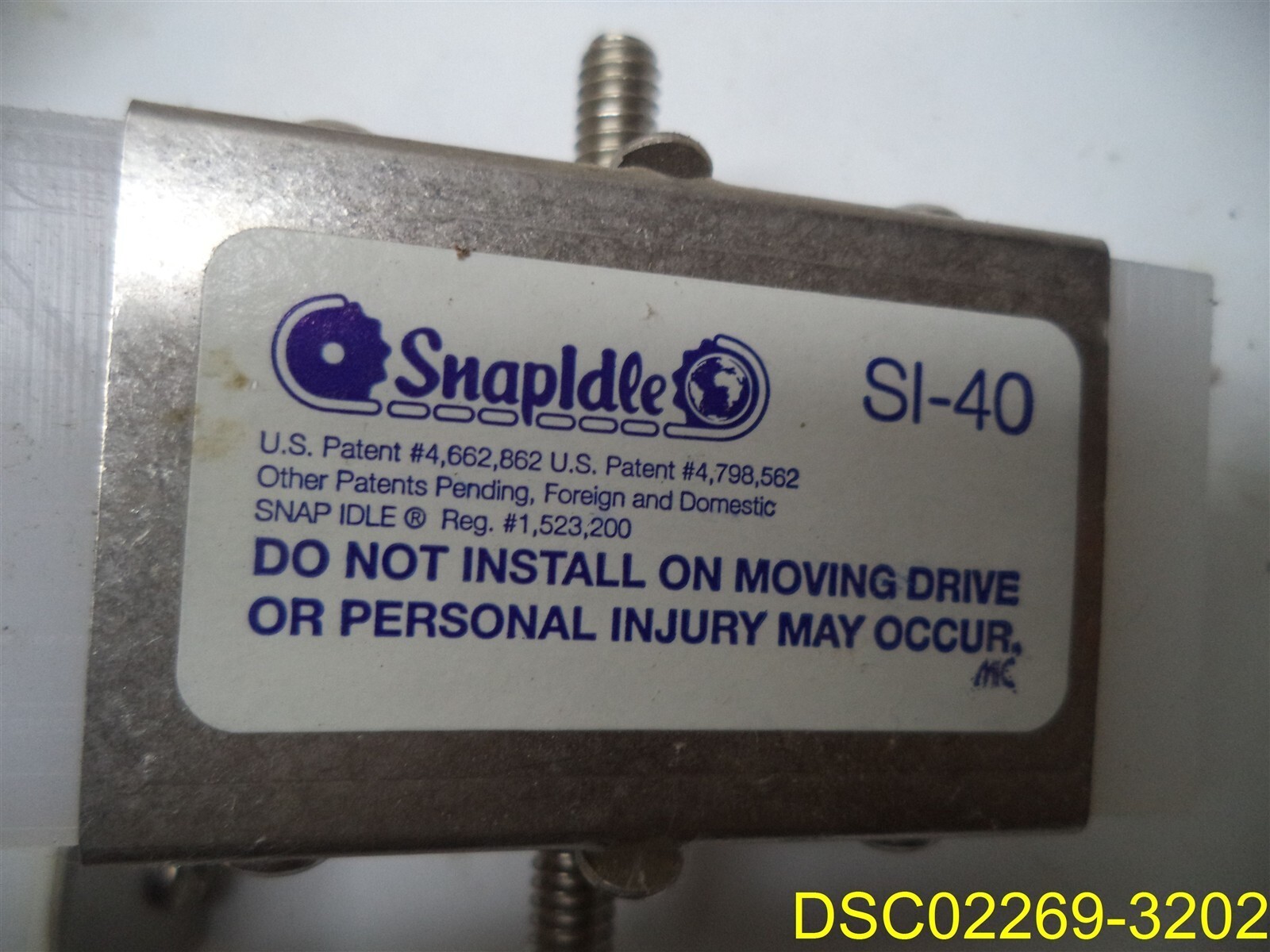 MISSING ONE VERTICAL PLASTIC PIECE: SI-40 SnapIdle Floating Chain Tensioner